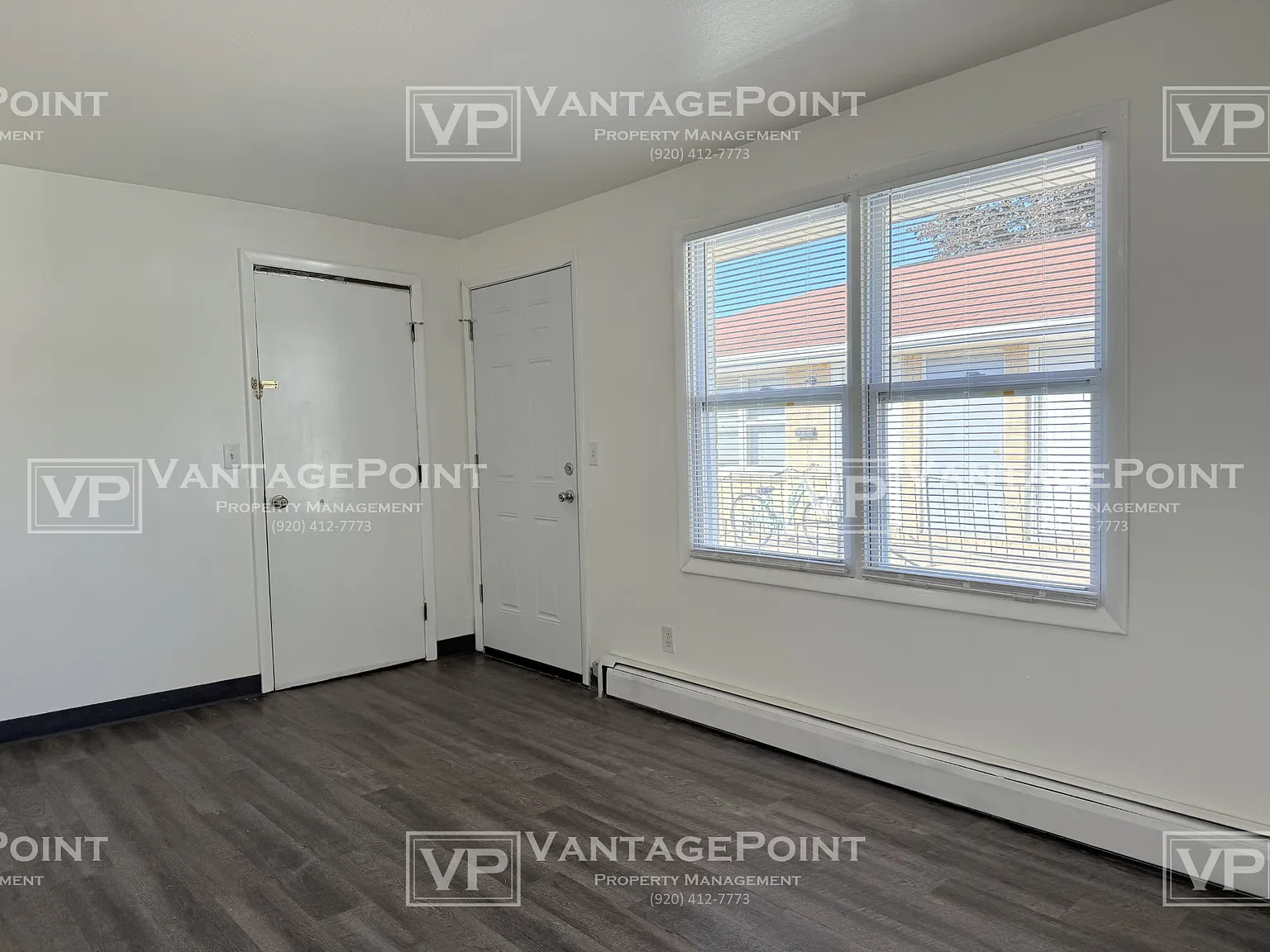 1546 Cass Street - A — Photo 3