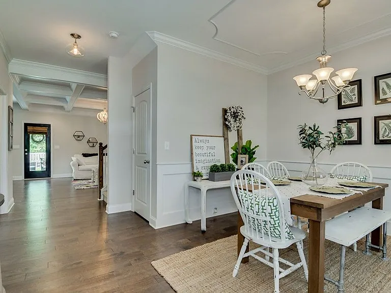 1554 Driftwood Ln — Photo 31