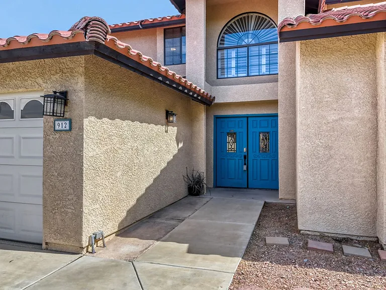 912 Portulaca Ct — Photo 2