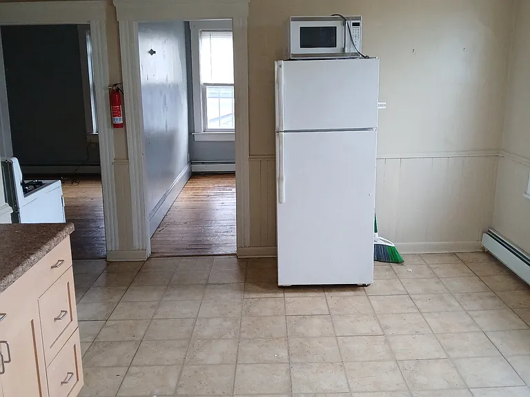 317 Grove St #3F — Photo 3