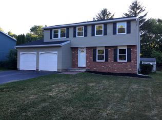 48 Snowberry Cres, Rochester, NY 14606