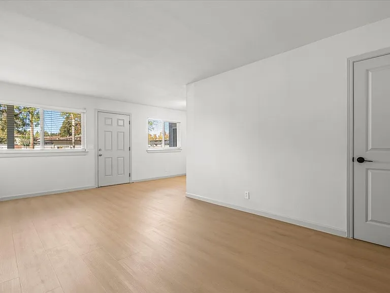 730 San Juan Dr — Photo 7