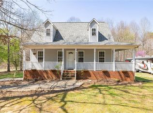 4082 Snyder Ridge Ln, Winston Salem, NC 27107