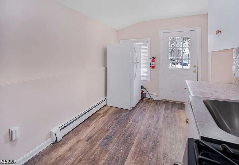 77 Swartswood Rd #1A — Photo 2