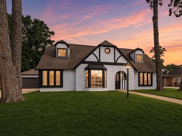 3922 Highpines Dr, Houston, TX 77068