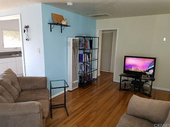 4th image of 651 W Washington Ave