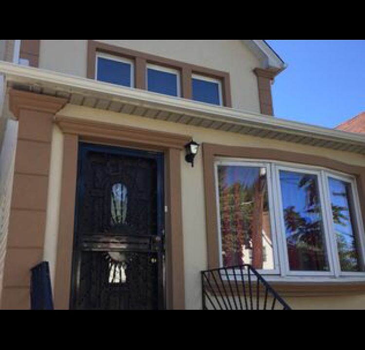 1st image of 218-10 118th Ave #Singlefam