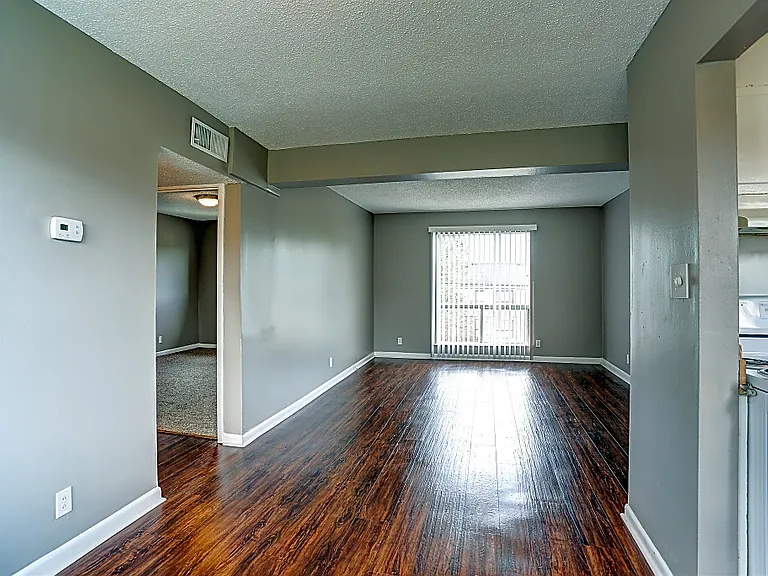2809 Academy Dr NW #H — Photo 3