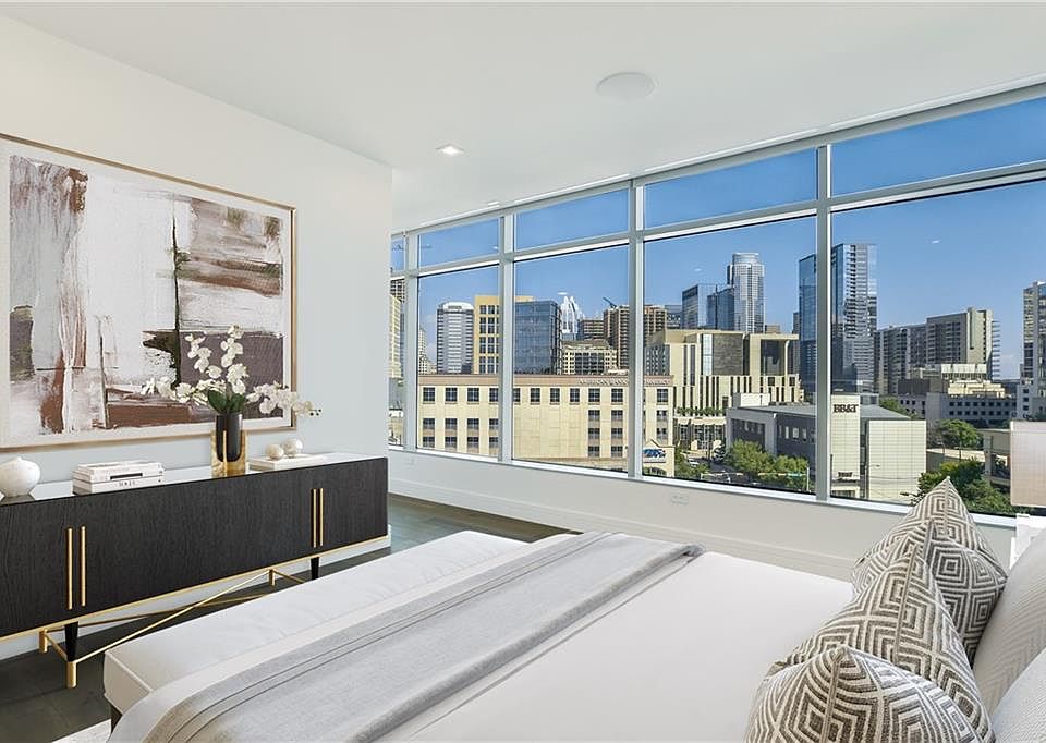 1st image of 501 West Ave APT 707