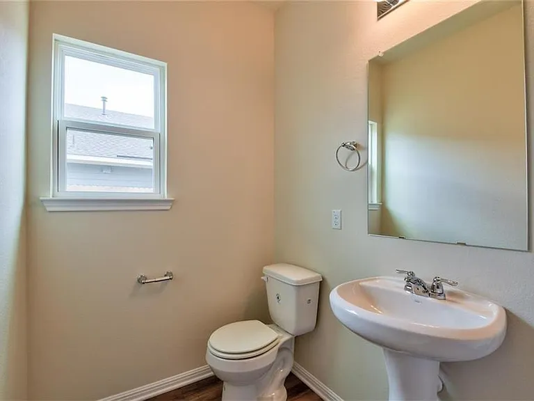 10324 Bankhead Dr — Photo 18