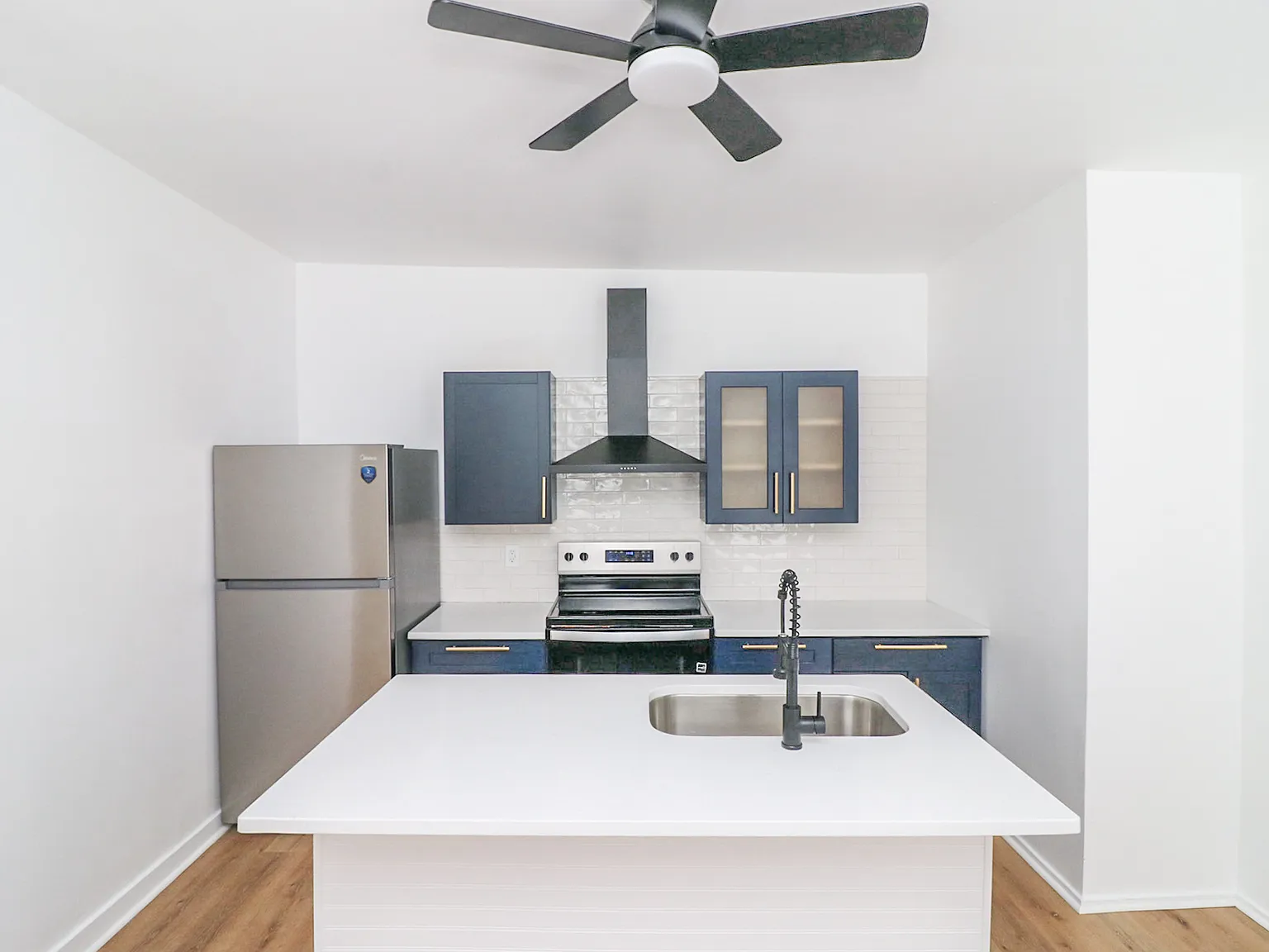 1 bed, $1,195 — Photo 1
