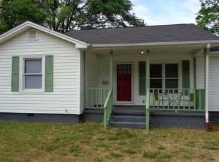 502 W Church St, Dallas, NC 28034