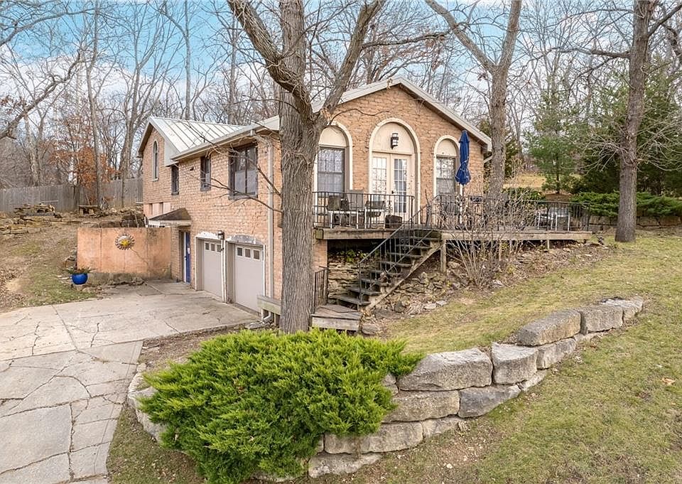 8305 NW Forest Dr, Weatherby Lake, MO 64152 Zillow