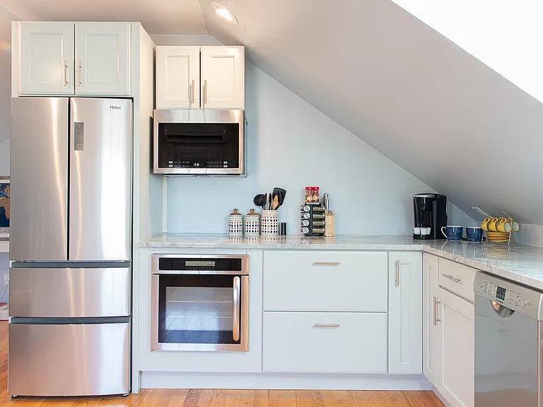 24 E Bowery St #3 — Photo 2