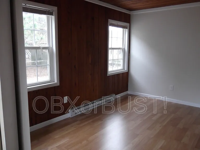 2025 Franklin St #B — Photo 8