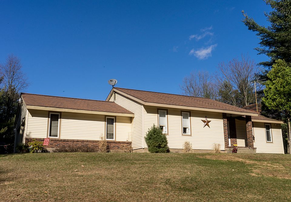 1st image of 557 Lake Ave