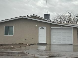 204 Aztec Rd NW, Albuquerque, NM 87107