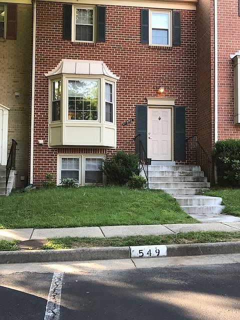 1st image of 4772 Gainsborough Dr
