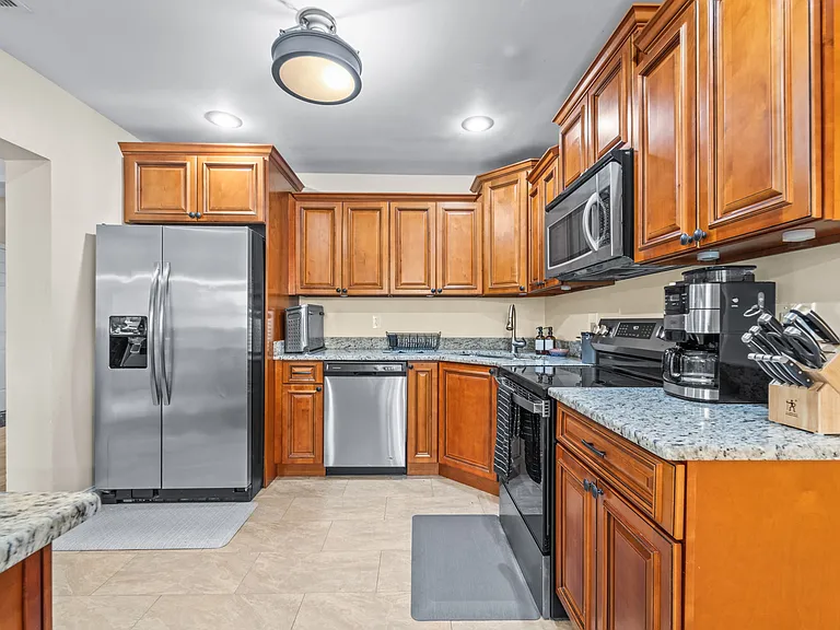 5120 Aragon Way S — Photo 15