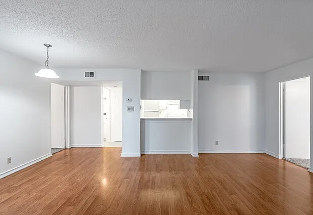 Wolfe Run Apartments — Photo 45