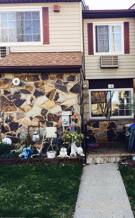 1st image of 14 Fuller Ct