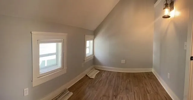 353 Freyling Pl SE — Photo 32