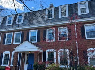 3024 S Buchanan St APT B2, Arlington, VA 22206