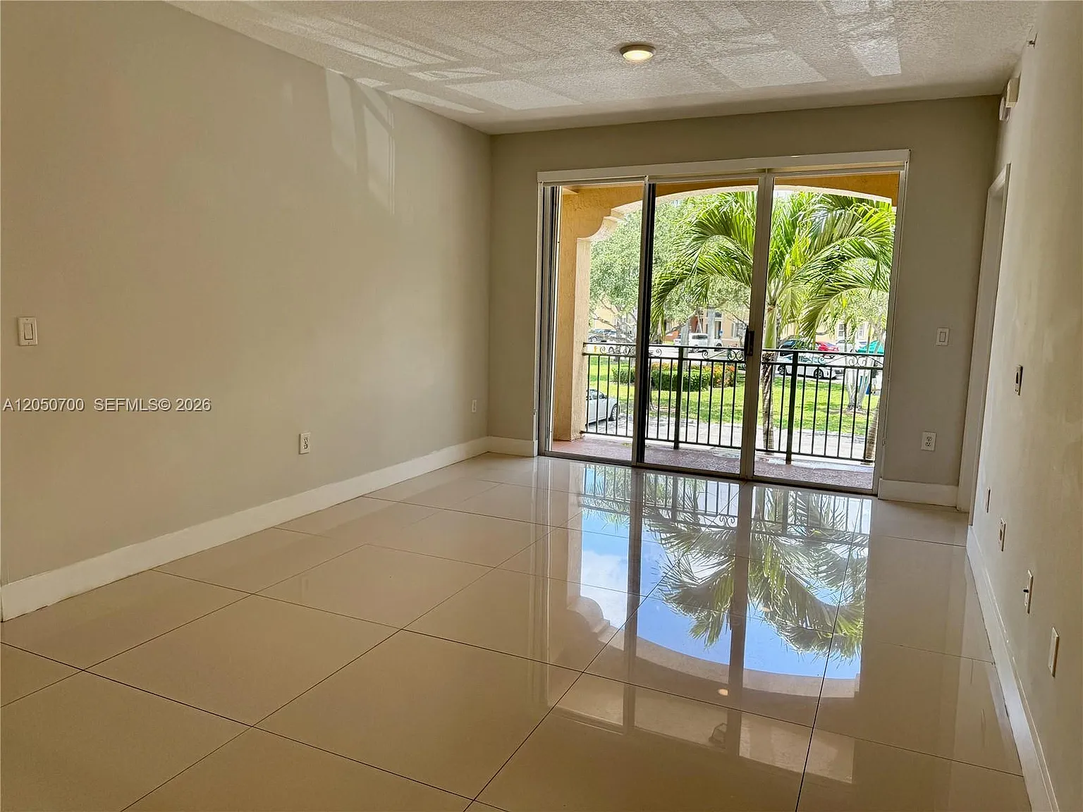 The Courts At Doral Isles — Photo 4