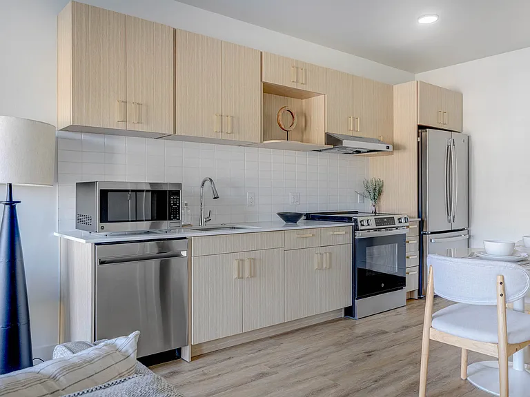 330 Belhaven — Photo 15