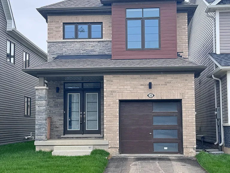 52 Cresthaven Hts — Photo 1