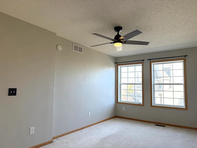 11151 Aberdeen St NE #H — Photo 7