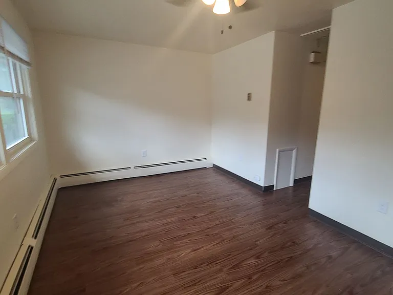 3999 Canal St — Photo 10