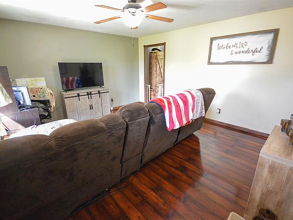 2nd image of 1611 Hale Dr