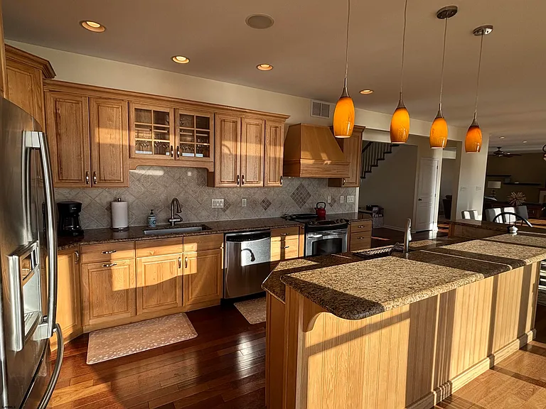 802 N Harvard Ave — Photo 18