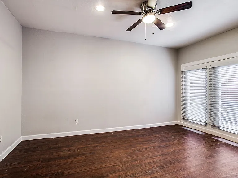 5114 Bryan St — Photo 5