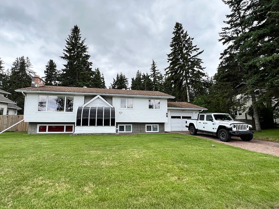 1st image of 206 Pine Ave