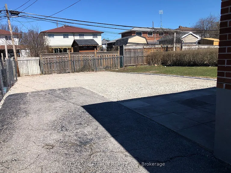 746 Phillip Murray Ave #BASEMENT — Photo 8