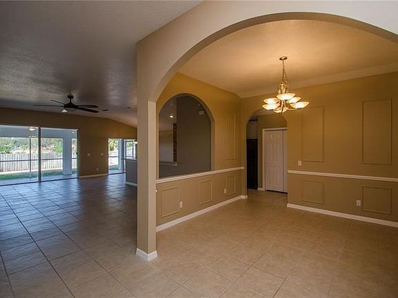 5th image of 6712 Thackston Dr