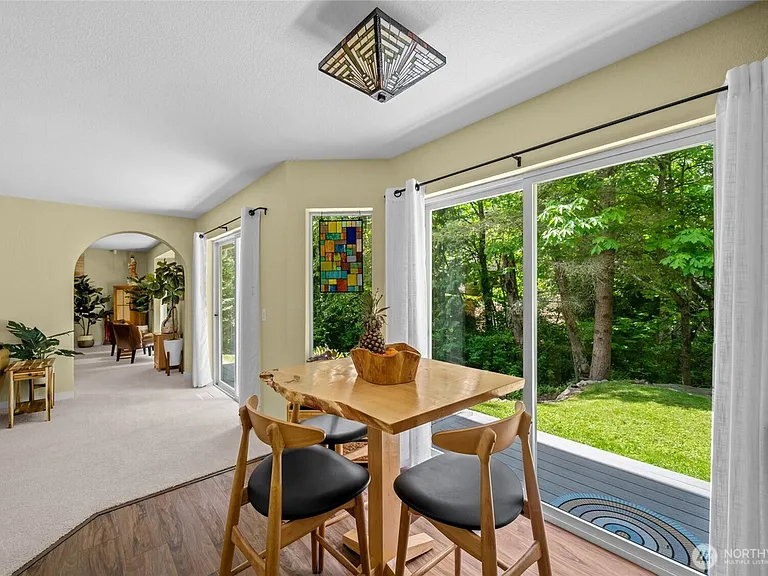1311 Clearbrook Dr — Photo 2