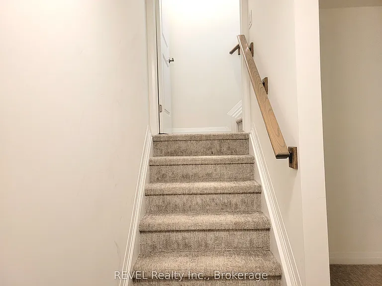 171 Bur Oak Dr — Photo 29