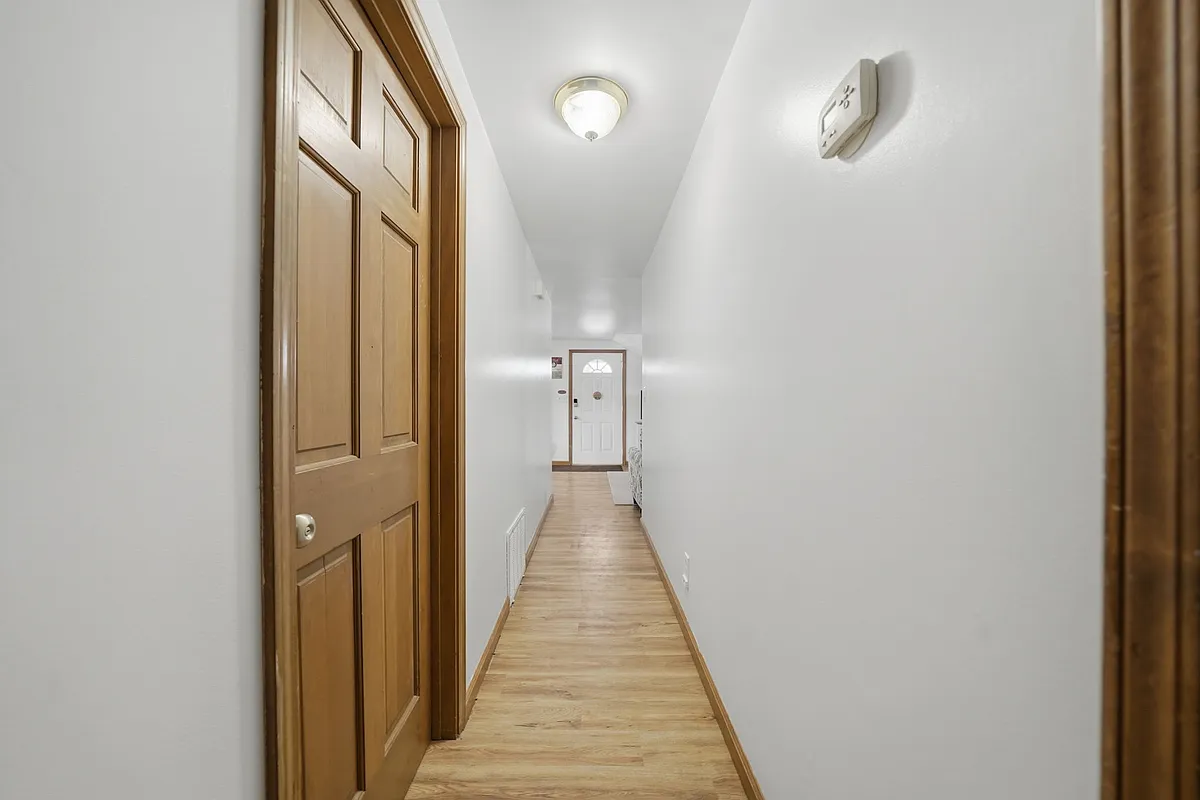 Building Photo - 56 Klaum Ave