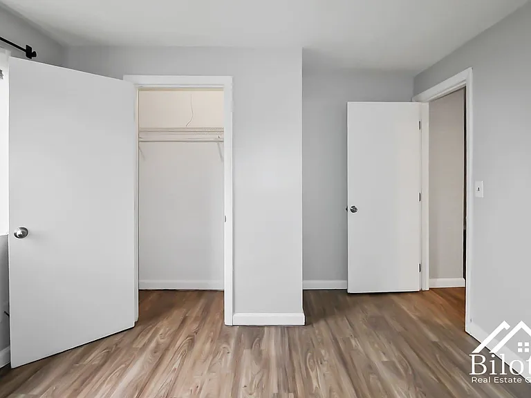 859 Pine Street — Photo 14