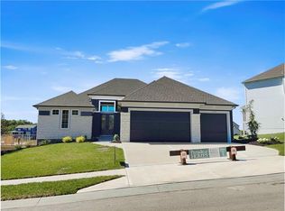 5728 Russet Rd, Kansas City, MO 64152