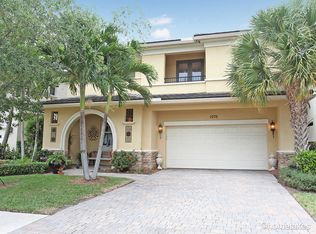 1075 Vintner Blvd, Palm Beach Gardens, FL 33410