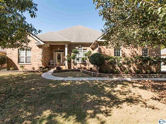 2nd image of 222 Wainscott Dr