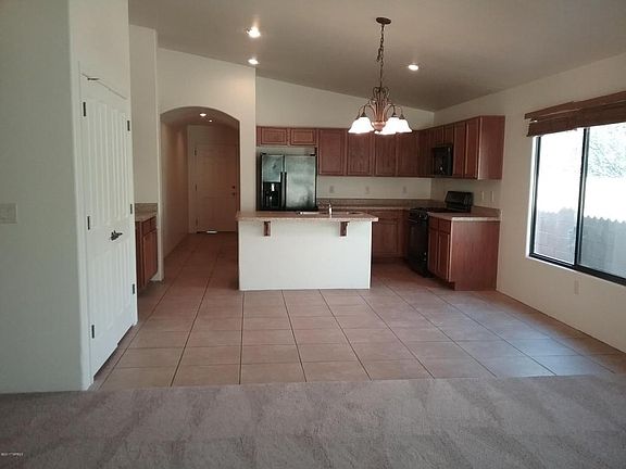 2nd image of 1571 W Valladolid Dr