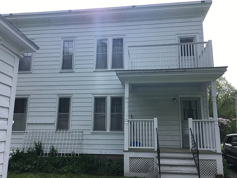 68 Ascutney St — Photo 11