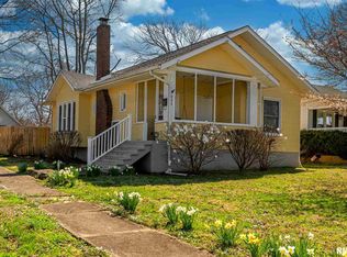 920 N 13th St, Herrin, IL 62948