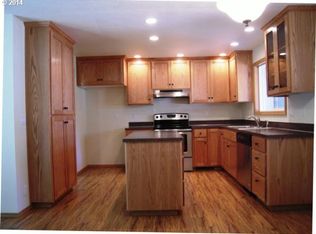 1543 NE Arrowwood St, Hillsboro, OR