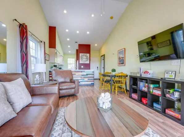 555 Valley View Rd APT F302, Branson, MO 65616